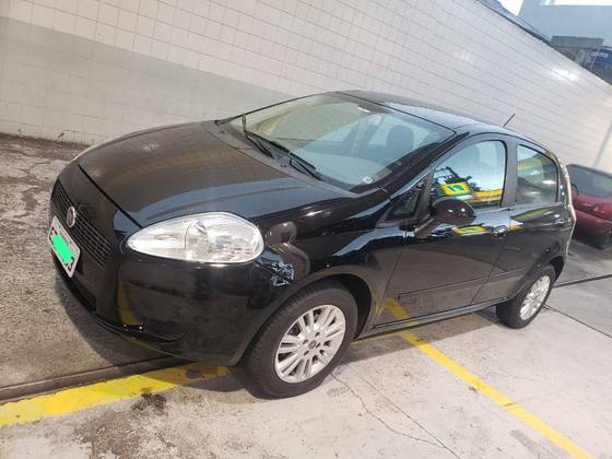 FIAT PUNTO 1.4 ATTRACTIVE 8V FLEX 4P MANUAL FIAT PUNTO 1.4 ATTRACTIVE 8V FLEX 4P MANUAL